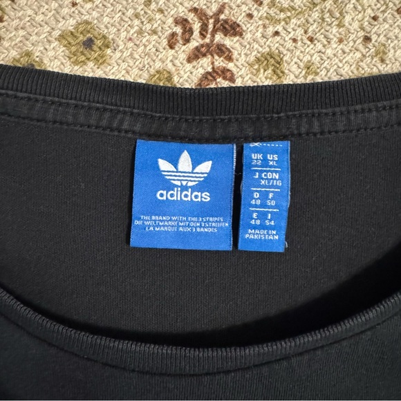 Adidas Black & White Crop Top, Size XL. - Picture 3 of 3